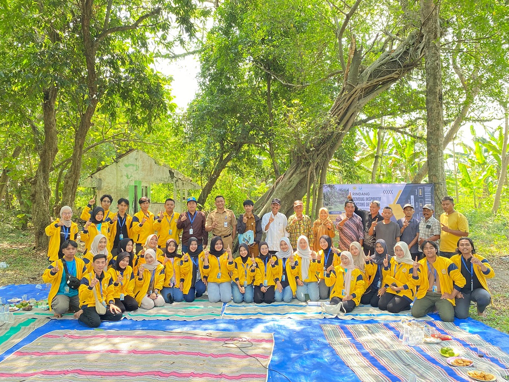Dorong Revitalisasi Sendang Gong Gunungsari, Kelompok 01 KKN TK Unigoro Gandeng Disbudpar Bojonegoro